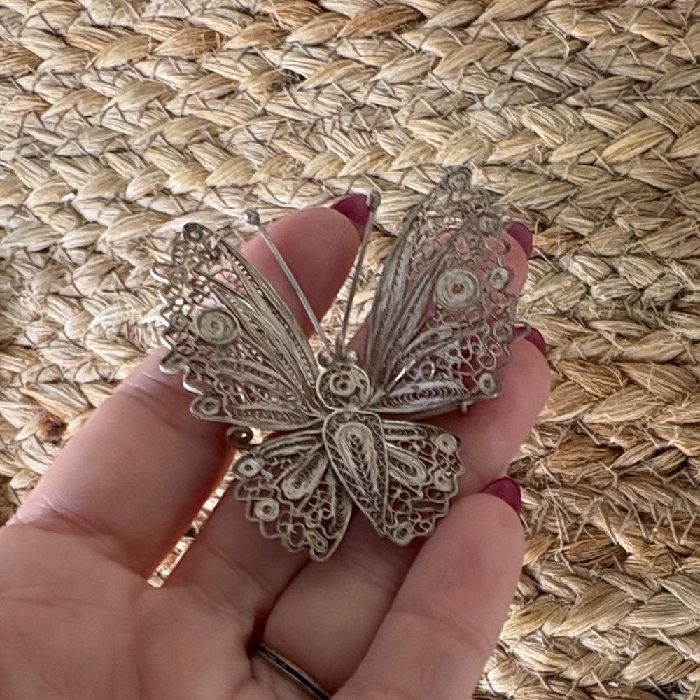 Elegant Sterling Silver Filigree Butterfly Brooch